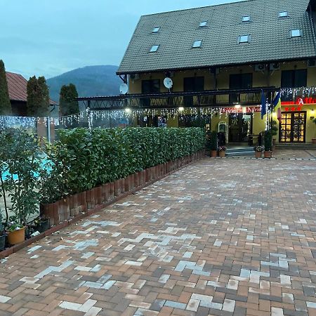 Pensiunea Alfrid Călimăneşti Exterior foto